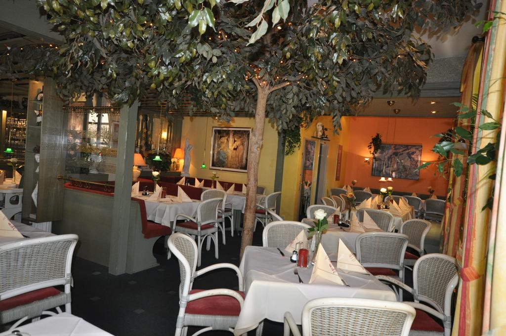 Hotel Restaurant "Athen" Münstermaifeld Exterior foto